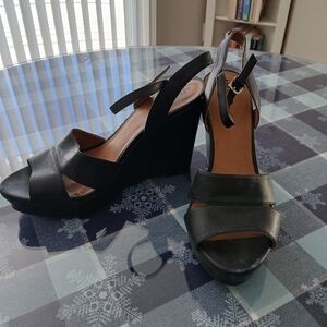 Abound black wedges size 13